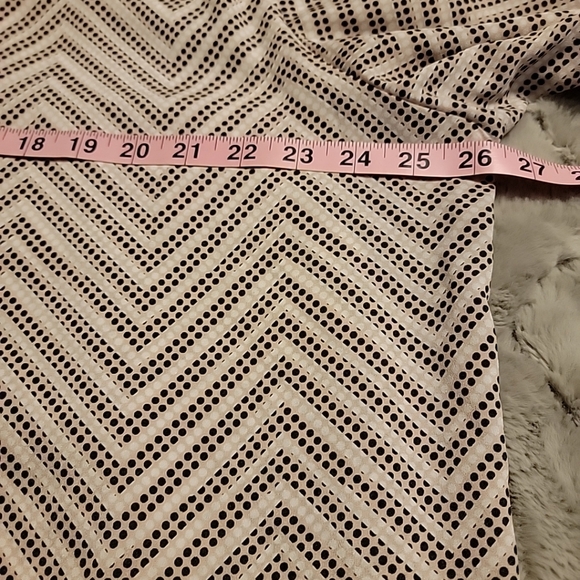 Calvin Klein Plus Size 1x V Neck Top 1/2 Zip Roll Tab Sleeves Pink Blck & White - Picture 9 of 11